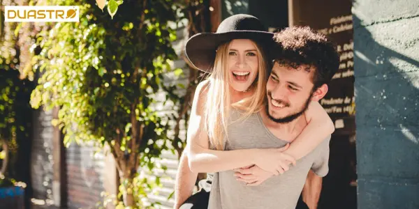 Sun and Love: Self-Expression in Relationships